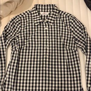 Vineyard vines black gingham blouse size 8